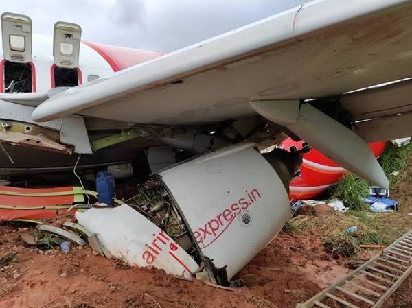 梦到飞机坠落是什么意思_如何化解恐惧