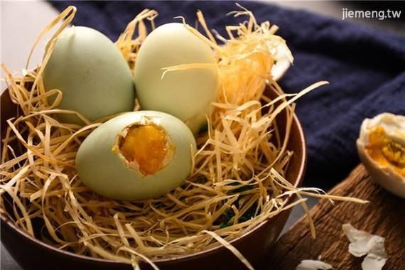 孕妇梦到咸鸭蛋是什么意思_孕妇梦见咸鸭蛋生男生女