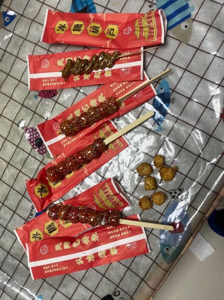 梦到吃糖葫芦是什么意思_糖葫芦梦境解析