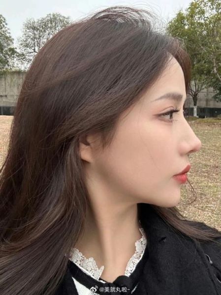 女性驼峰鼻影响财运吗_驼峰鼻女人如何聚财