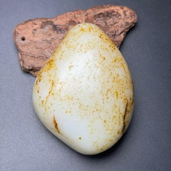 梦到玉石原石是什么意思_梦见玉石原石预示什么