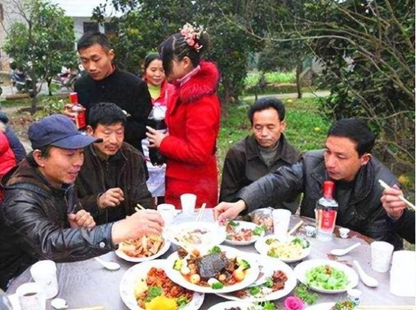 梦到办酒席是什么意思_梦见办酒席的预兆