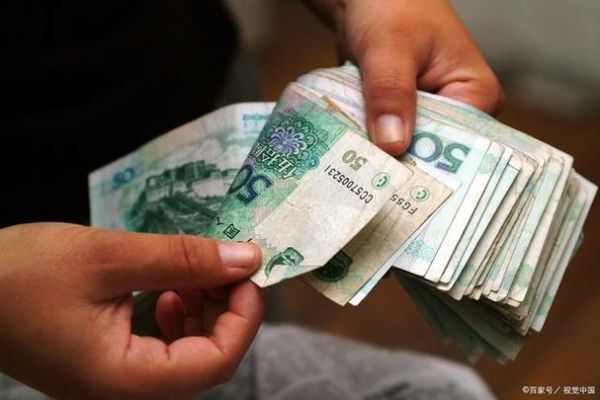 梦到姐姐给我钱是什么意思_梦见亲人给钱好不好