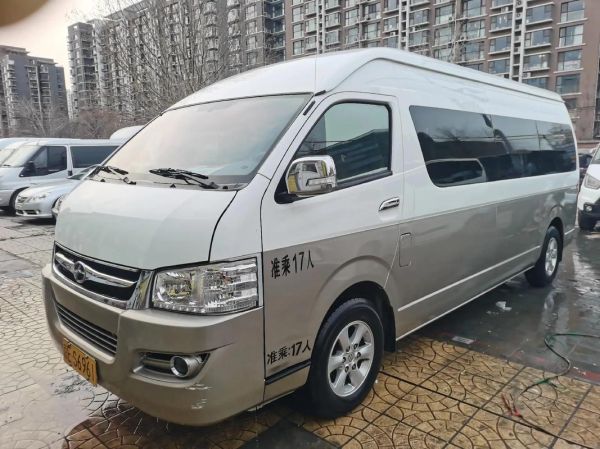 属相车_属龙人适合开什么车