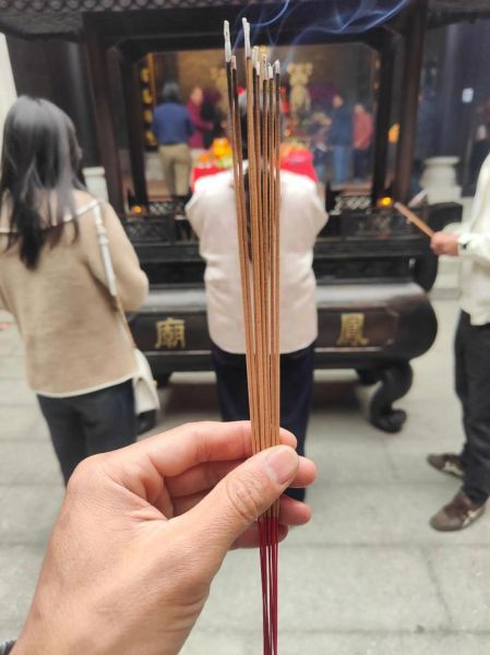 烧香求财的正确方法_求财运去哪个寺庙最灵验